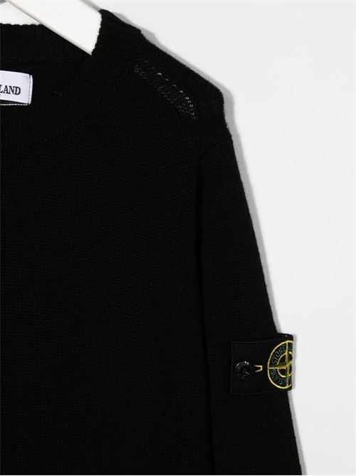 Maglione bambino con applicazione sulla manica del logo di color nero STONE ISLAND KIDS | 7716502A1V0029